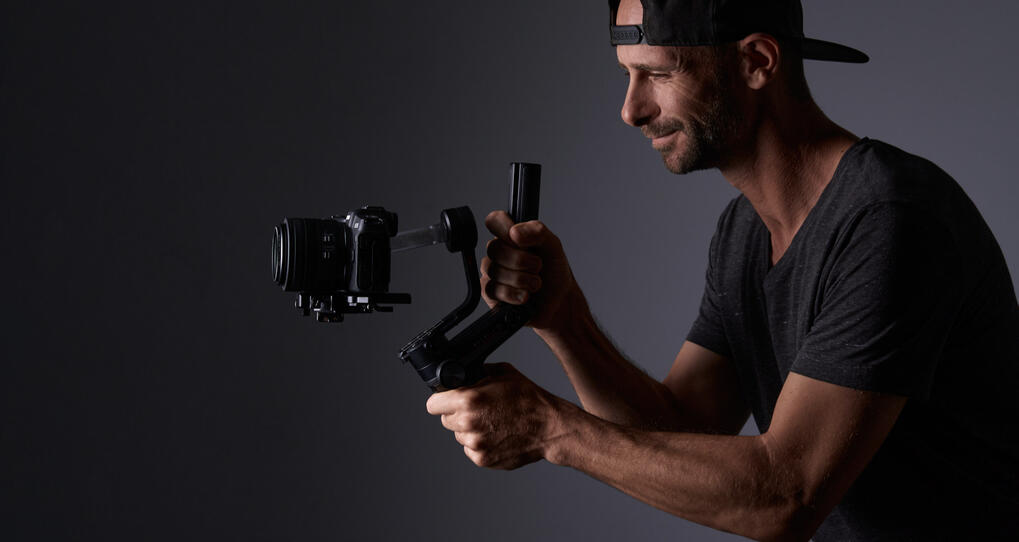 Lucas, Real Estate Videographer in Algarve and Alentejo, Portugal. Member of Real Estate Shooters, Lucas is providing Real Estate Video Filming and Video Editing Services in Portugal. Schedule a Phone Call or Book Online Real Estate Shoot